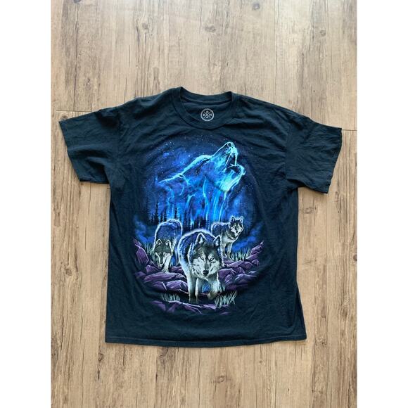 Black Wolves Graphic T-Shirt Size Large – D.O.M. Tag - Picture 1 of 4